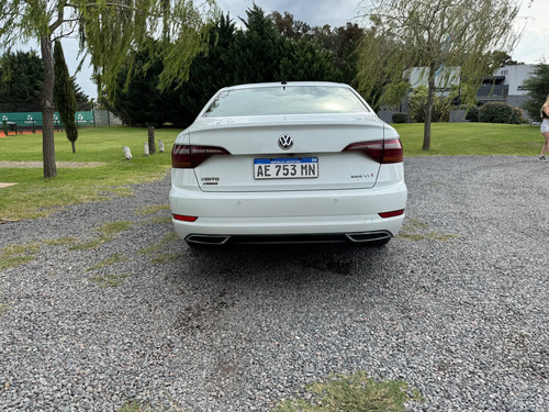 Volkswagen Vento 1.4 Highline 150cv At