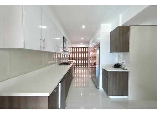 Hermoso Apartamento En Alquiler Lomas De Las Mercedes 206,91 M2