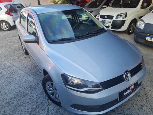 Imagem 7 de 15 de Volkswagen Voyage Trendline 2015 - Motor 1.6 - Imperdível