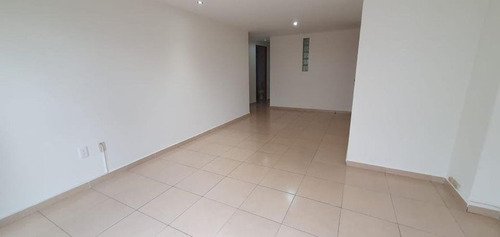 Venta De Amplio Departamento En Colonia Anahuac, Miguel Hidalgo, Cdmx. Eg.