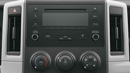 Toyota Hiace 2.8 Tdi Furgón 6at L1h1 3a 4p