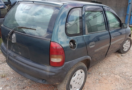 Imagem 3 de 8 de Sucata Gm Corsa 1998 (somente Peças)