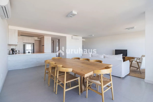 Alquiler Apartamento Tres Dormitorios Manantiales Edificio Moorea Bay