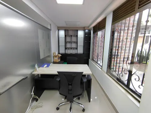 Casas En Arriendo Laureles 743-7490