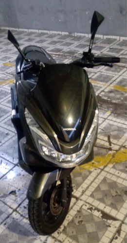 Imagem 2 de 8 de Honda Pcx 150 2017