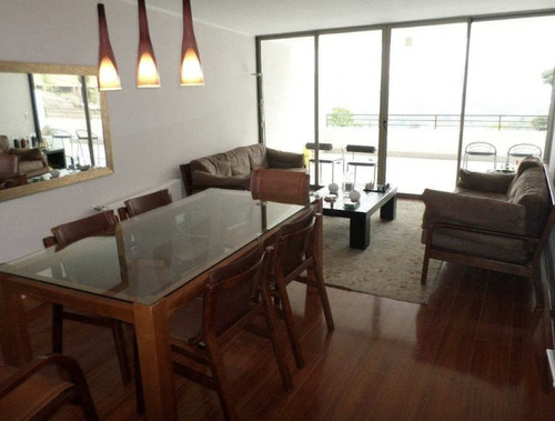 Departamento En Venta De 2 Dorm. En Lo Barnechea
