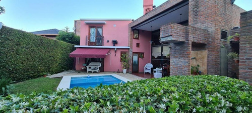 Hermosa Casa En Venta En Country