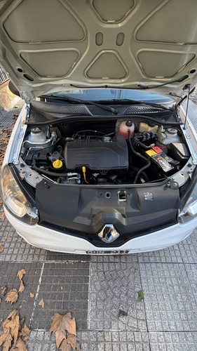 Renault Clio 1.2 Mio Confort Plus Abs Abcp