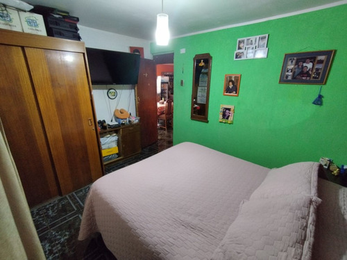 Casa 3d, 1b, 2e, 1bo. - Metro Neptuno.