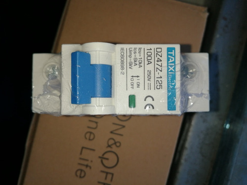 Imagen 4 de 6 de Interruptor Automático Breaker Dc 80a 100 125 A Taco Bateria