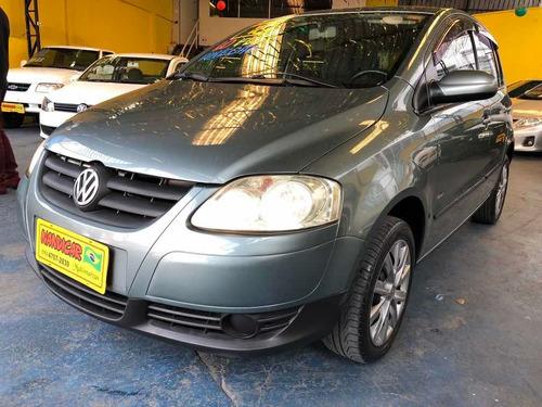 Volkswagen Fox 1.0 Vht Trend Total Flex 5p 1544 Mm 2010