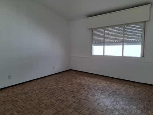 Alquiler Casa En Jardines Hipodromo De 3 Dormitorios