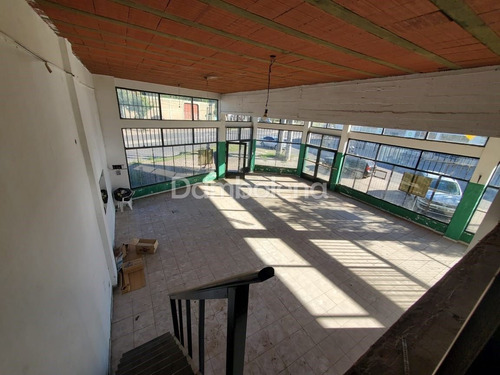 Imagen 3 de 11 de Local En Venta O Permuta Ubicado En Moreno, Moreno