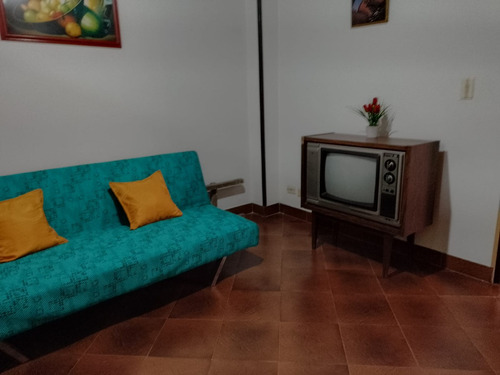 Venta De Casa Hotel ( Casa Santa Lucia )-engativa - Villas Del Dorado