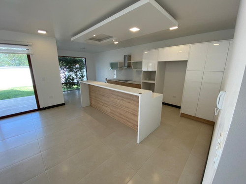 Imagen 4 de 12 de Hermosa Casa Por Estrenar En Tumbaco Independiente