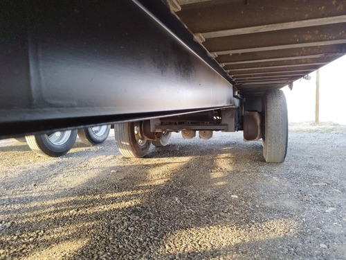 Caja Seca De 38 Pies Marca Operbus Año 2006 Con Chasis