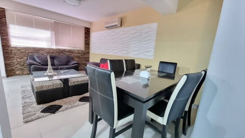 Imagen 2 de 10 de Apartamento En Venta En San Diego Cód 135605 Lucrecia Escorcha