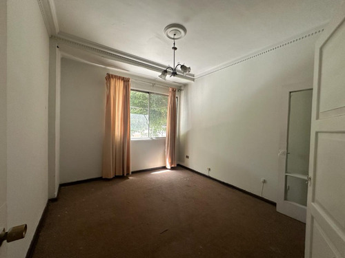 Vendo Casa Con Amplio Terreno, 200mts Plaza Armas - Chillán
