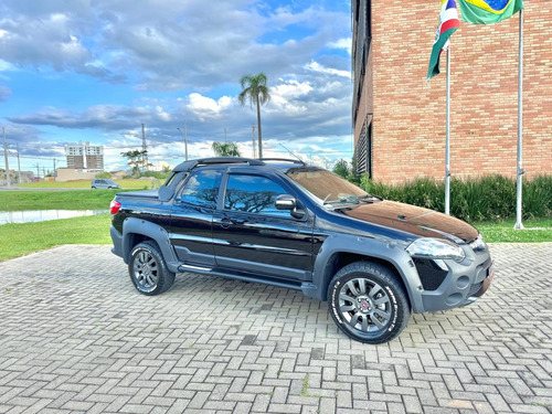 Fiat Strada 1.8 16v Adventure Cab. Dupla Flex 3p