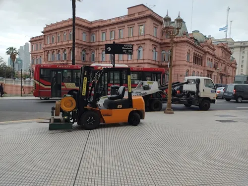 Alquiler Autoelevador 2500kgs
