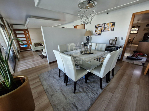 Amplia Casa En Condominio En San Carlos