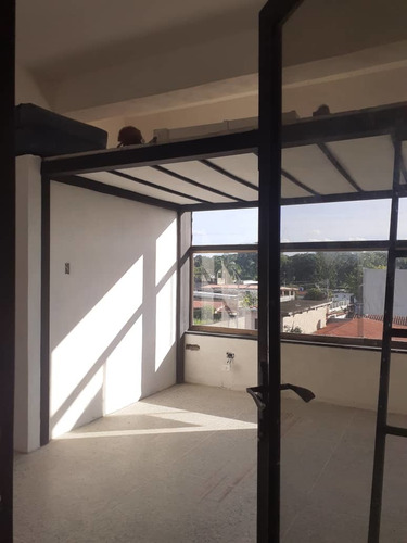 Imagen 5 de 7 de Apartamento Tipo Estudio Con Mezzanina