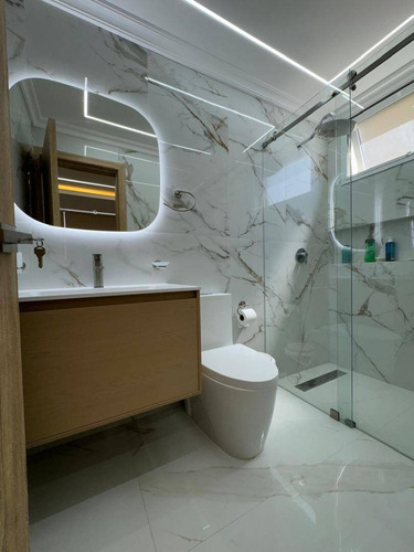 Venta De Exclusivo Apartamento En Resd. Titanium Suites Trigal Norte. Mr