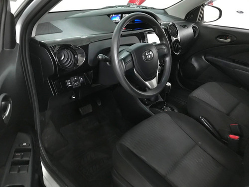 Toyota Etios 1.5 X Sedan Automatico