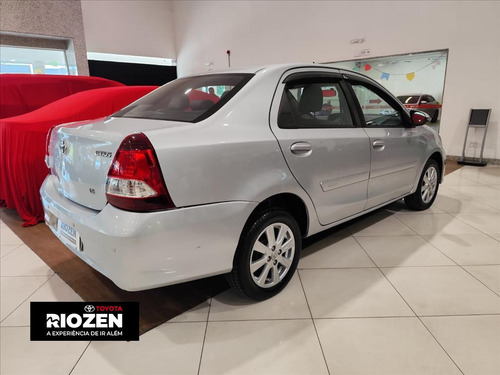 Toyota Etios 1.5 X PLUS SEDAN 16V FLEX 4P MANUAL