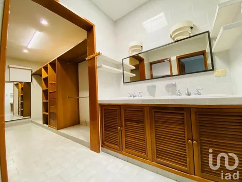 Venta Casa 3 Ambientes Itzimna