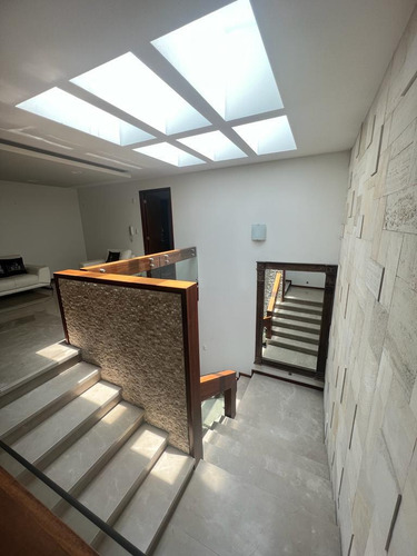 Casa En Venta En Lomas De Angelópolis Cluster 999 Cuarto De Servicio