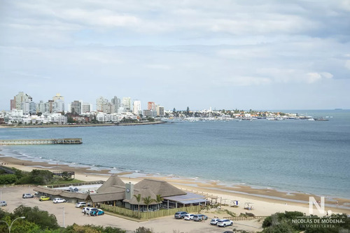 Departamento De 3 Suites En Venta, En El Edificio Tequendama. Punta Del Este