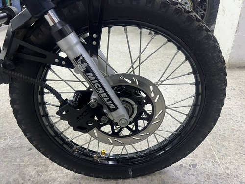 Imagen 7 de 10 de Akt Nkd 125 2021