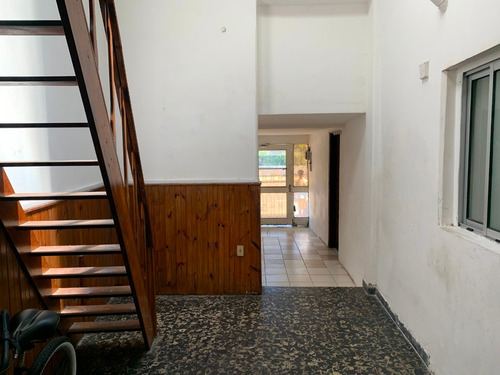 Alquiler Monoambiente Reducto Con Patio Sin G.c Ideal. P.b