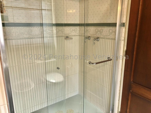 Casa En Calle Cerrada En Alto Prado Mls #24-21618