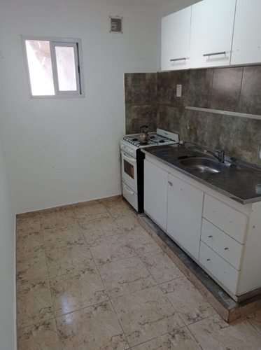 Imagen 4 de 6 de Duplex En Venta En Ituzaingo Norte