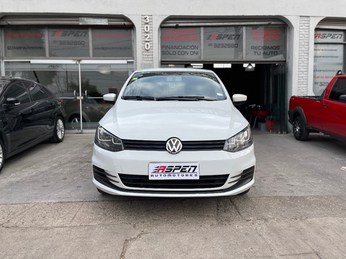 Imagen 3 de 7 de Volkswagen Fox Comfortline 2017 Gnc