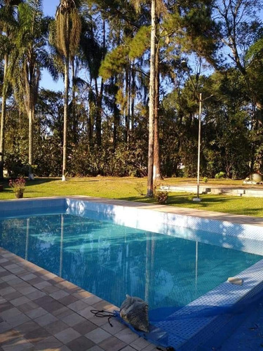 Imagem 1 de 14 de Chácara Para Temporada Com Piscina Infantil E Adulto