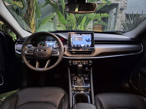 Jeep Compass 1.3 T270 Longitude Plus At6