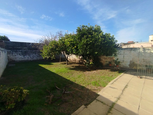 Casa 2 Dorm+ Depto 1 Dorm, Ideal P/ Rentas B Colon