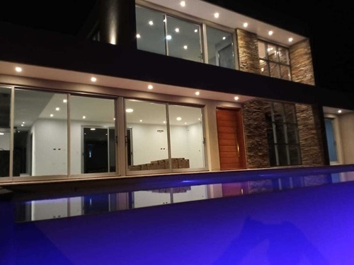 Casa 3 Dormitorios Venta Country Golf Carlos Paz