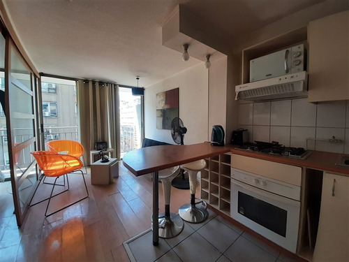 Departamento En Arriendo De 1 Dorm. En Santiago