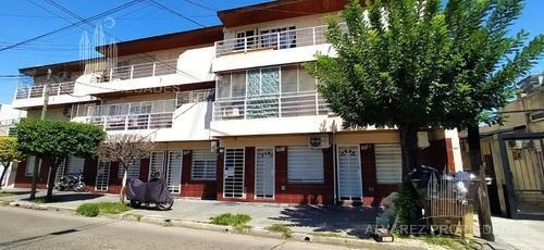 Imagen 1 de 14 de Departamento - Ciudadela