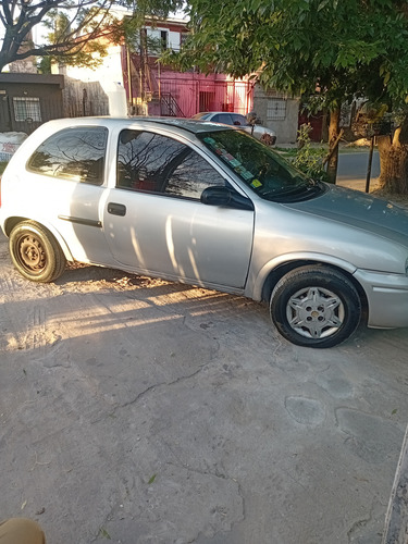 Chevrolet Corsa 1.6 Gl Aa Dh