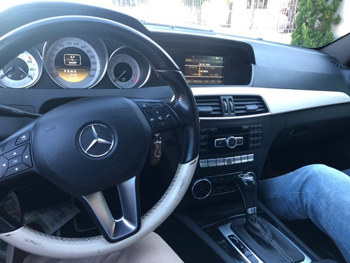 Imagem 4 de 10 de Mercedes-benz C180 Coupe