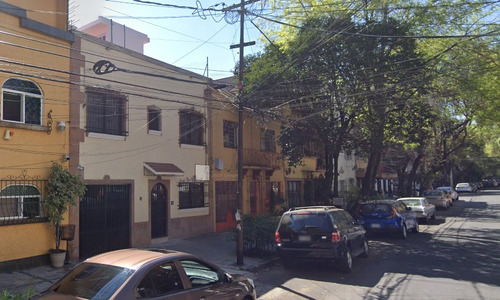 Vendo Casa A Mitad De Precio En Condesa, Zamora 142, A 10 Min. De Metro Juanacatlan!