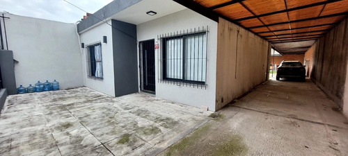 Venta Casa 3 Amb En Morón