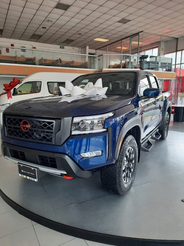 Imagen 1 de 5 de Frontier V6 Pro4x