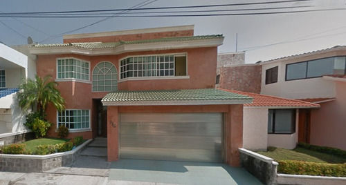 Bonita Casa En Venta Con Alberca En Costas De Oro, Veracruz
