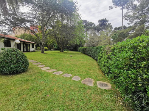 Casa En Alquiler Anual - Punta Del Este